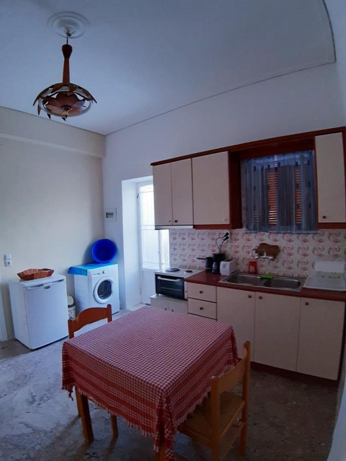 Traditional House Alepis In Areopolis Exterior foto